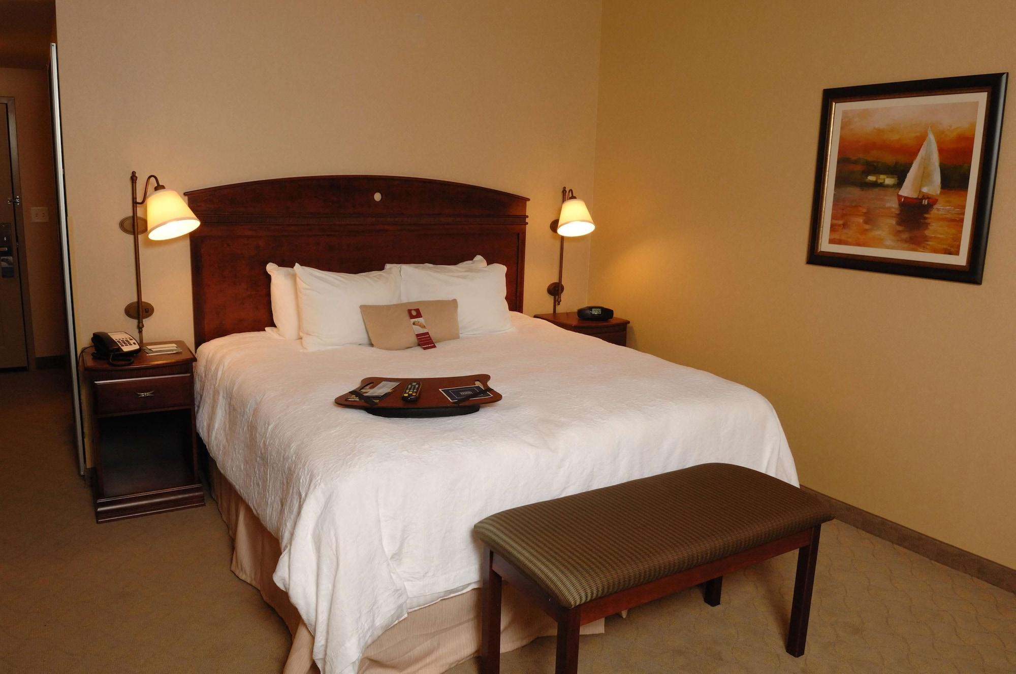 Hampton Inn Watertown Extérieur photo