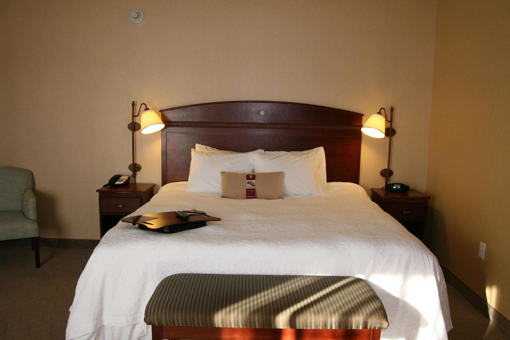 Hampton Inn Watertown Extérieur photo