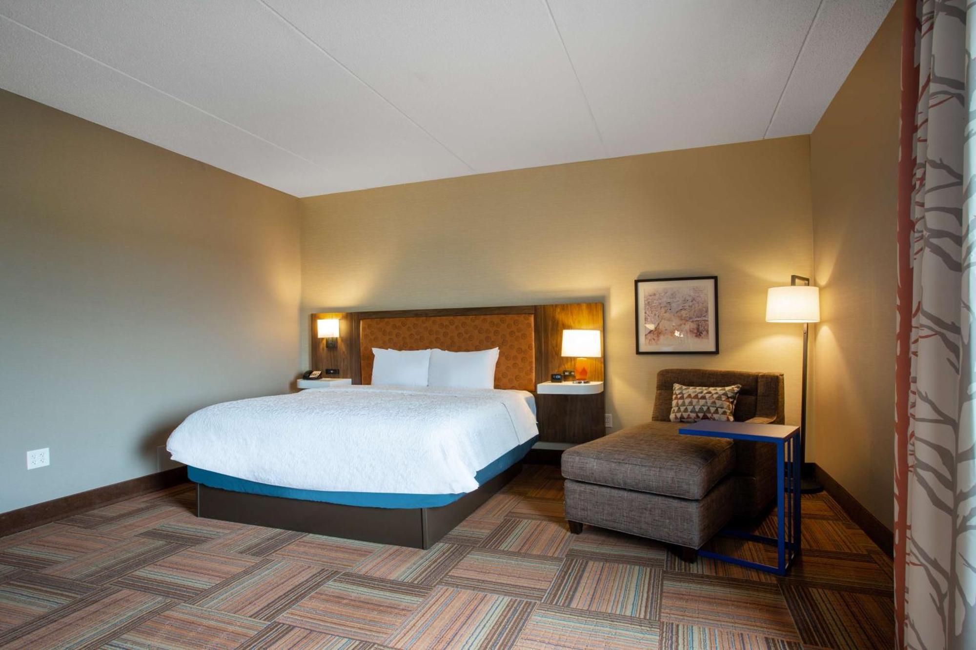 Hampton Inn Watertown Extérieur photo