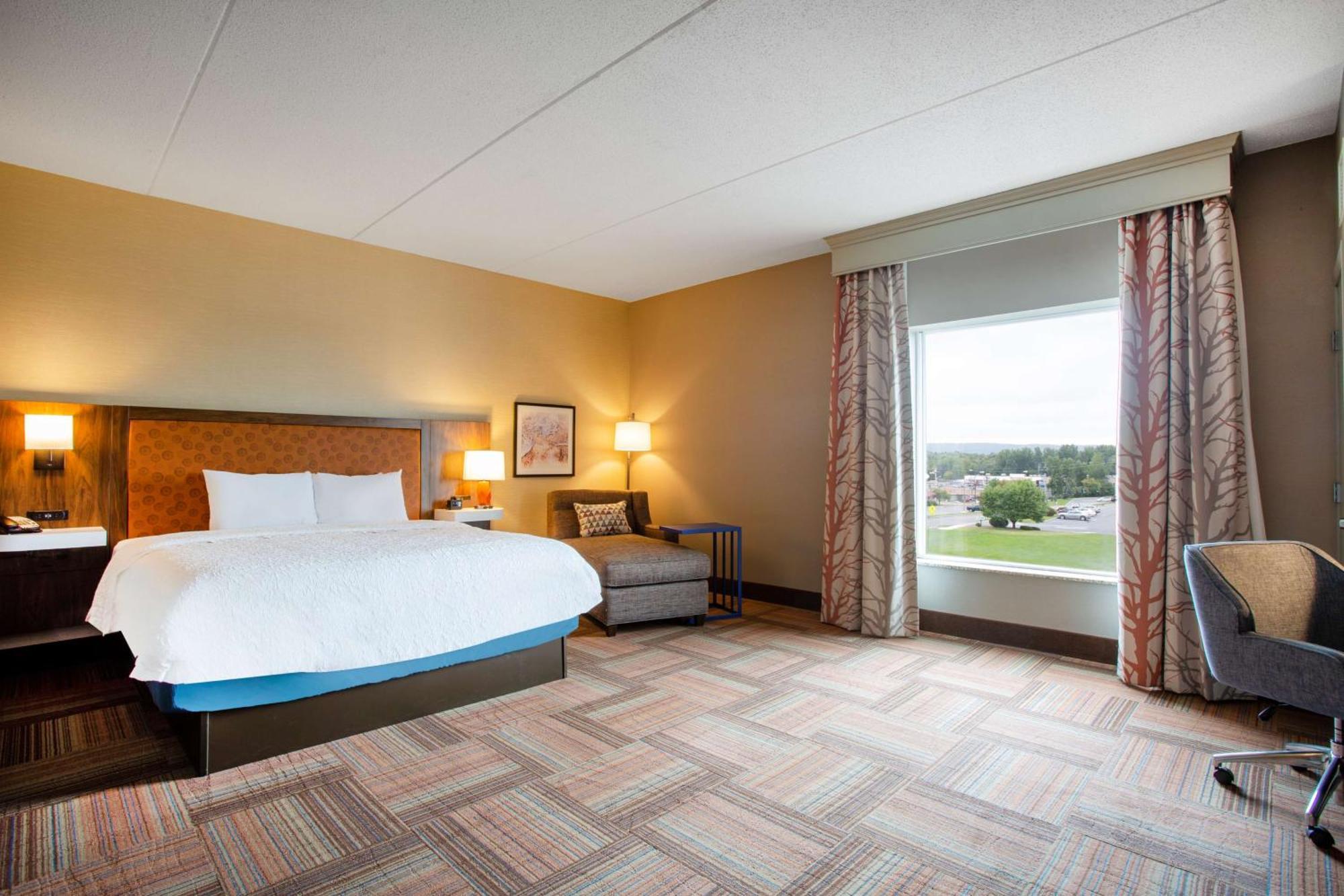 Hampton Inn Watertown Extérieur photo